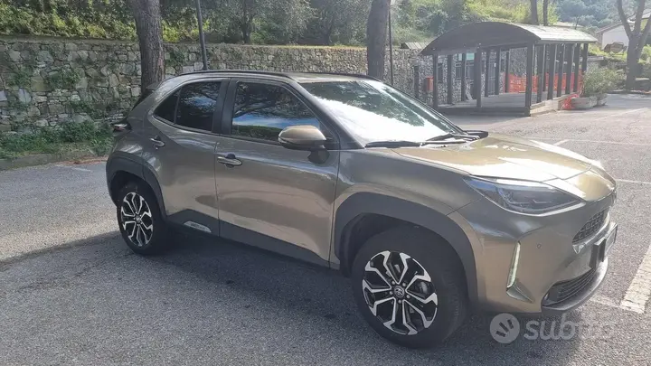 Toyota Yaris Cross 2024 photo 3