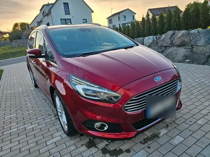 Ford S-Max