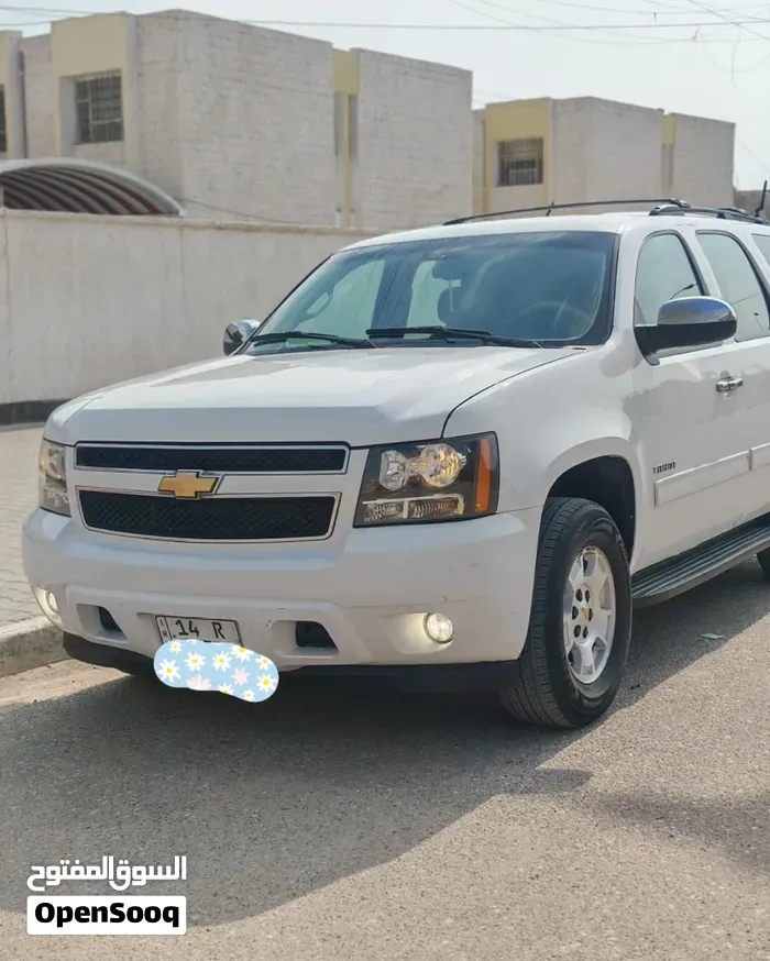 Chevrolet Tahoe 2013 photo 2