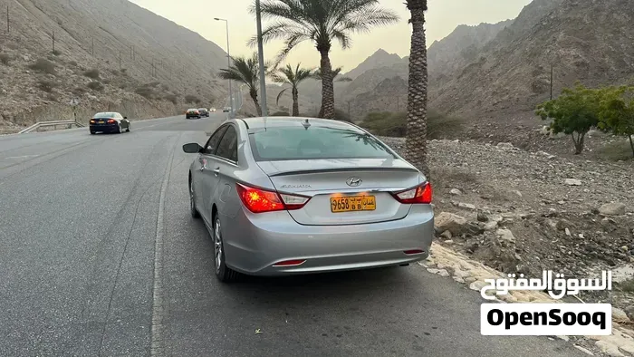 Hyundai Sonata 2013 photo 2