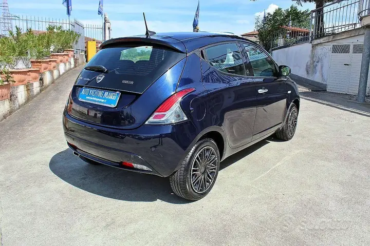 Lancia Ypsilon 2021 photo 4