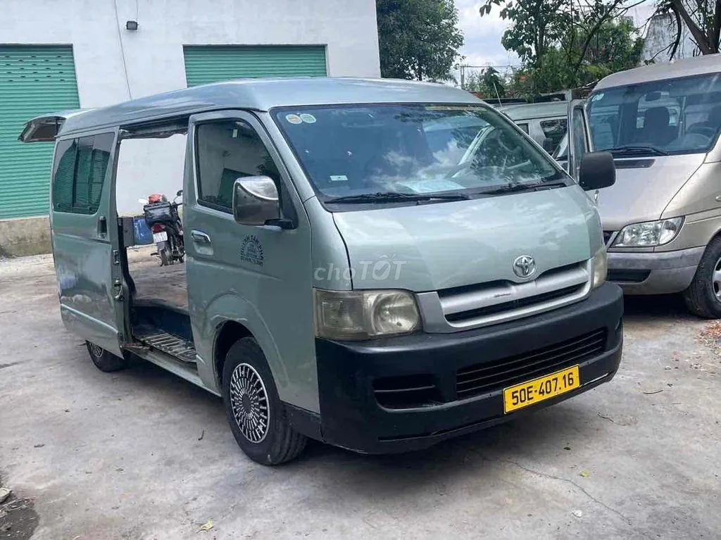 Toyota Hiace 2005 photo 5