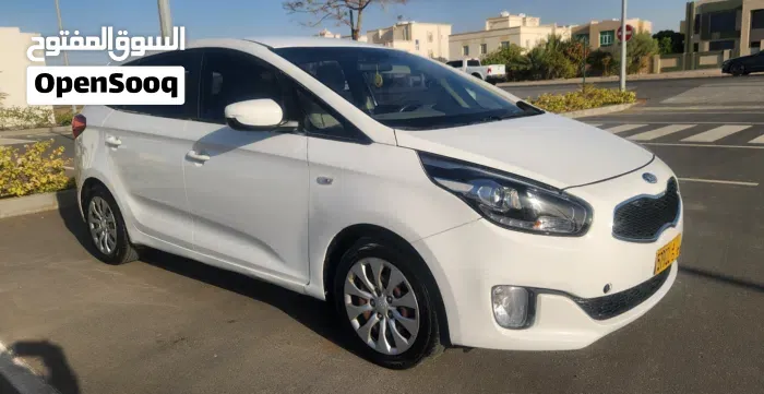 Kia Carens 2014 photo 4