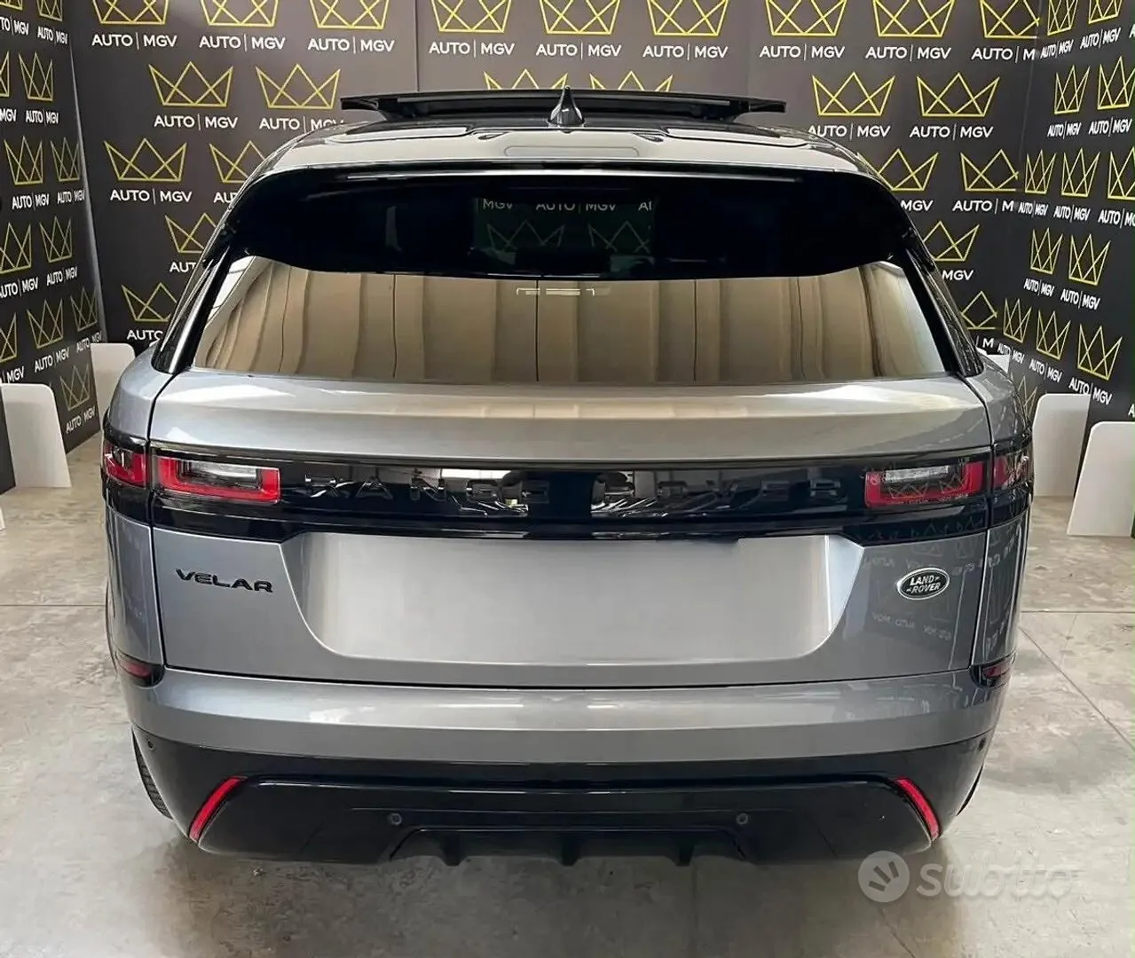Land Rover Range Rover Velar 2023 photo 5