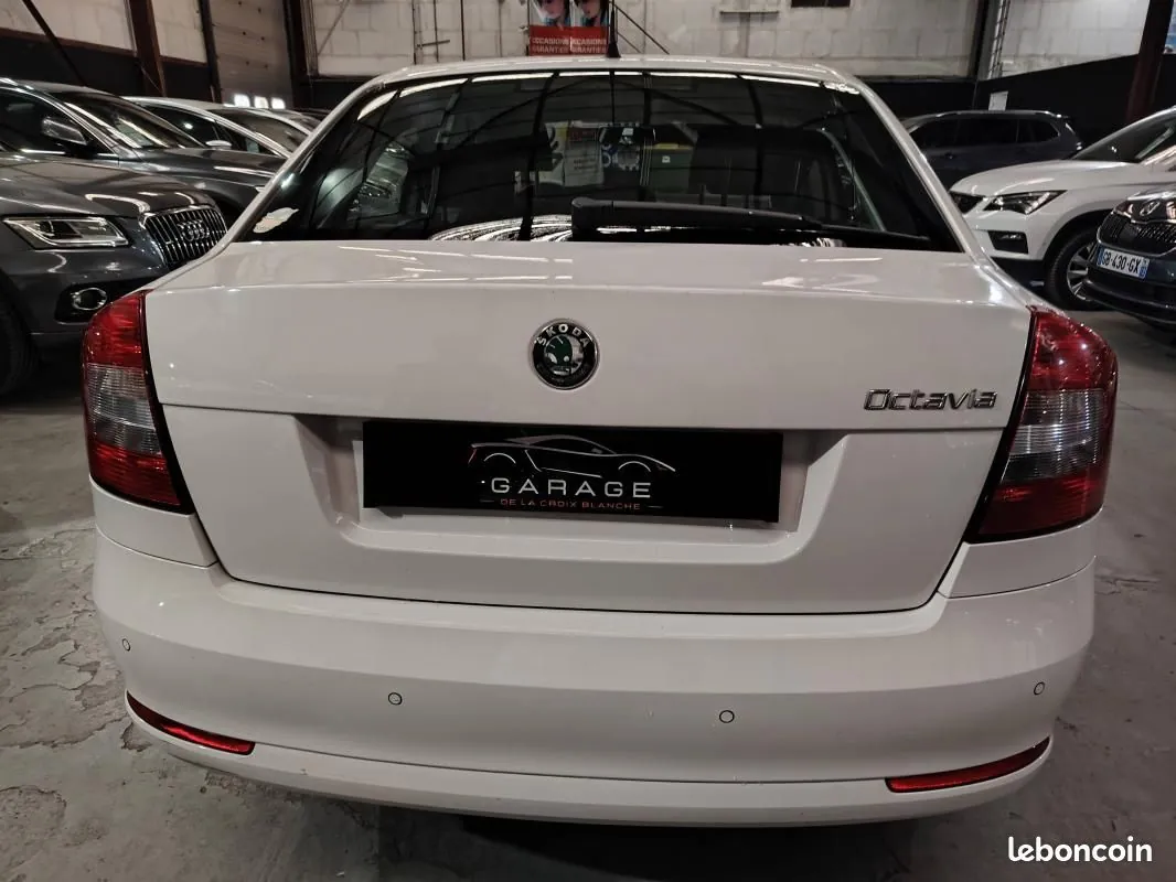Skoda Octavia 2012 photo 5