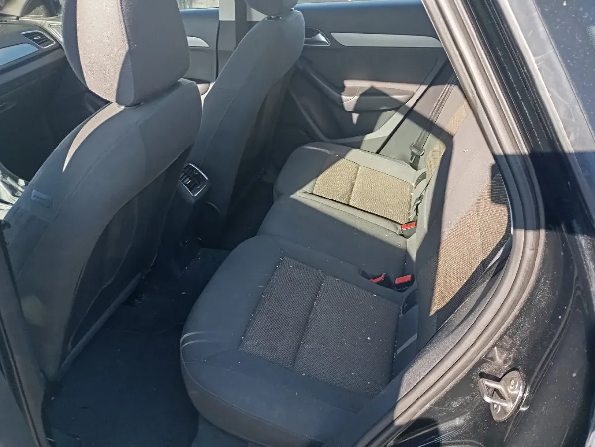 Audi Q3 2012 photo 3