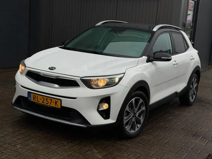 Kia Stonic 2018 photo 2