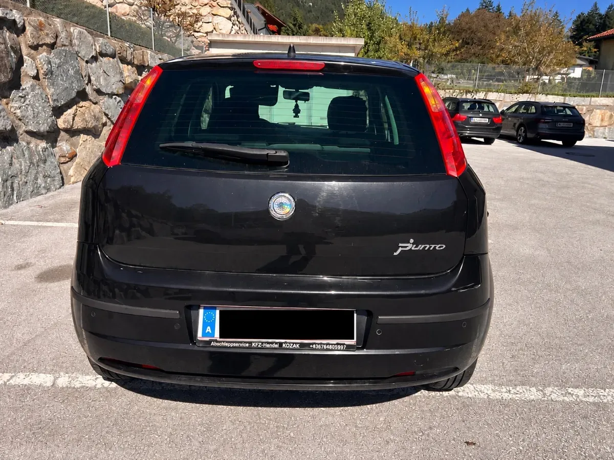 Fiat Punto 2006 photo 2