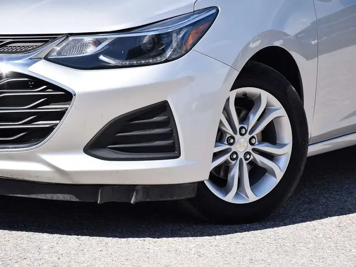Chevrolet Cruze 2019 photo 2