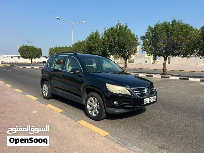 Volkswagen Tiguan 2010 photo 2