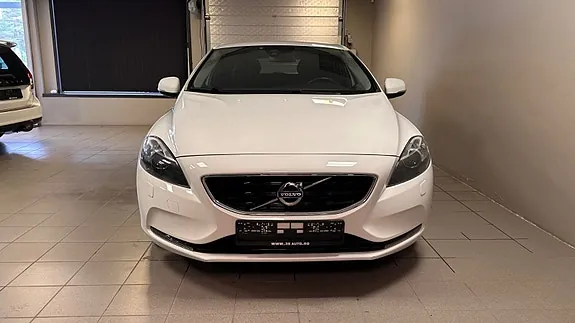 Volvo V40 2014 photo 2