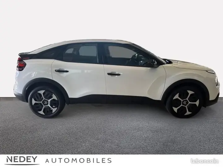 Citroen C4 2023 photo 4