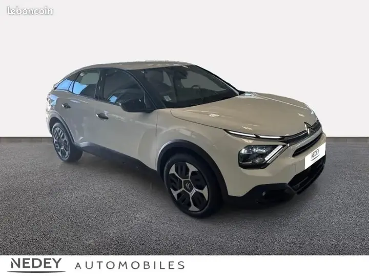 Citroen C4 2023 photo 3