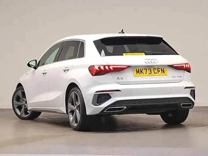Audi A3 2023 photo 2