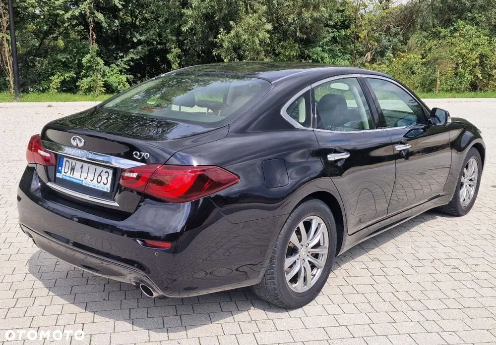 Infiniti Q70 2016 photo 5