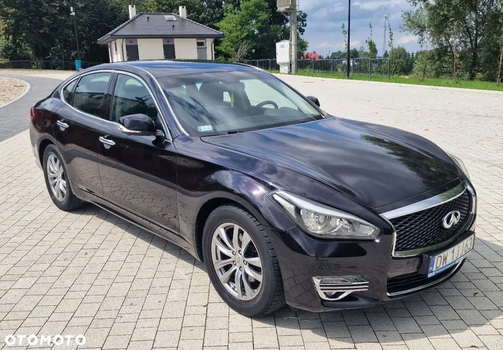 Infiniti Q70 2016 photo 2