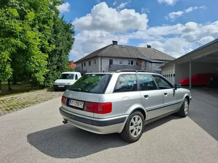 Audi 80 1993 photo 2