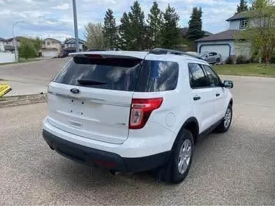 Ford Explorer 2013 photo 3