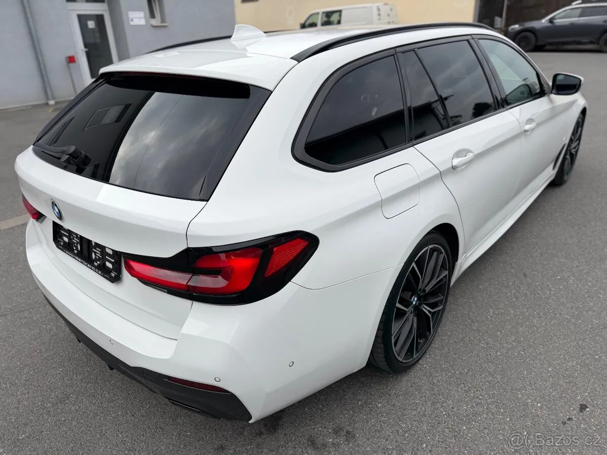 BMW 540Ix 2023 photo 3