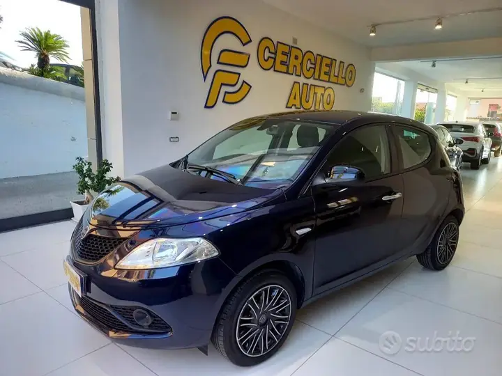 Lancia Ypsilon 2019 photo 2