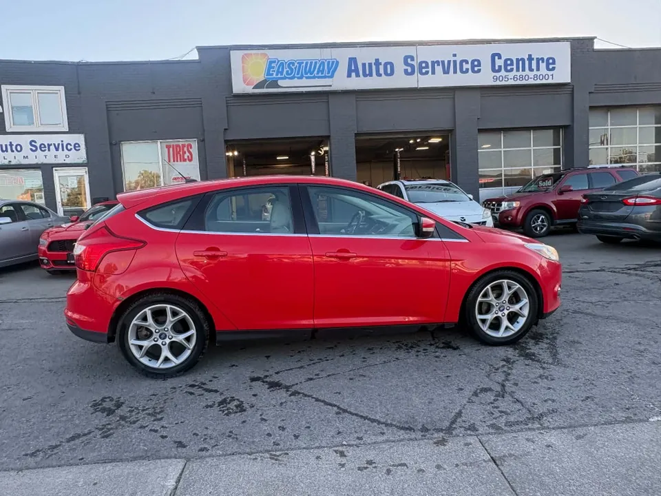 Ford Focus 2012 photo 3