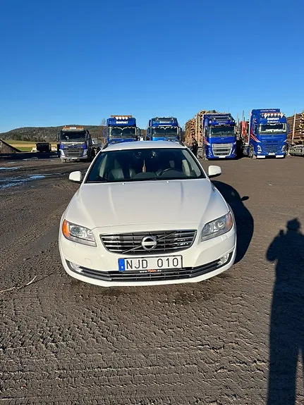 Volvo V70 2014 photo 4