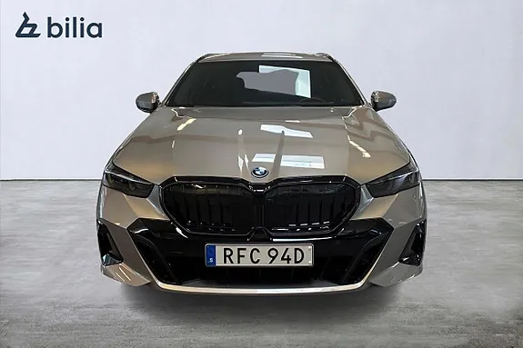 BMW 530E 2026 photo 5