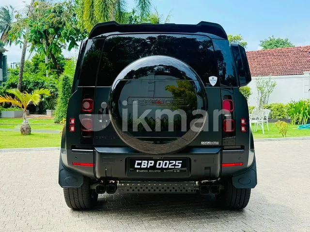 Land Rover Defender 2023 photo 5
