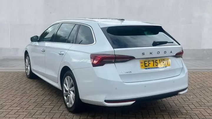 Skoda Octavia 2025 photo 3