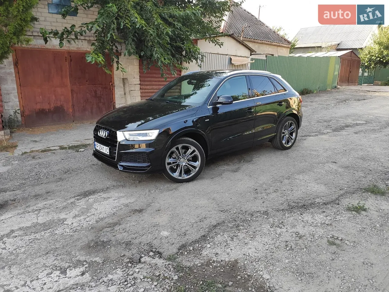 Audi Q3 2016 photo 3