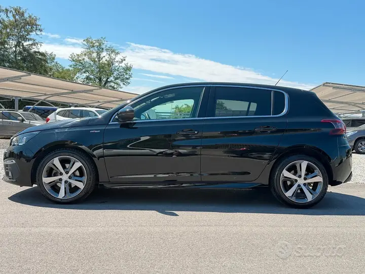 Peugeot 308 2019 photo 4