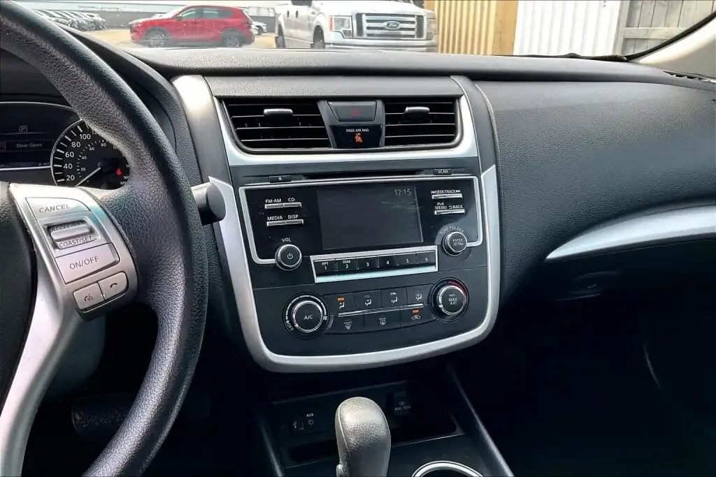 Nissan Altima 2017 photo 5