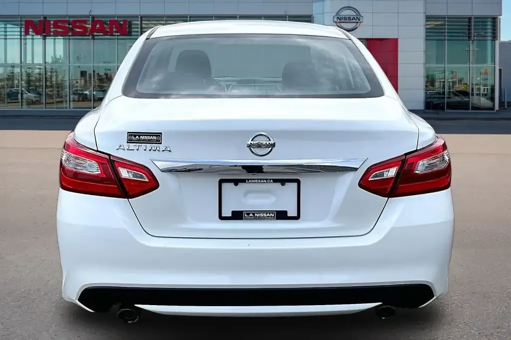 Nissan Altima 2017 photo 3