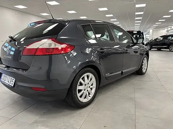 Renault Megane 2010 photo 4