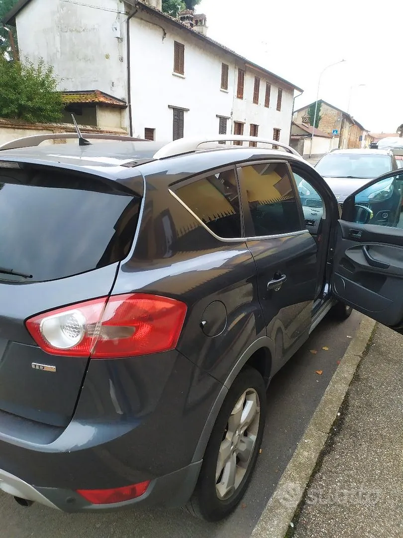 Ford Kuga 2010 photo 5