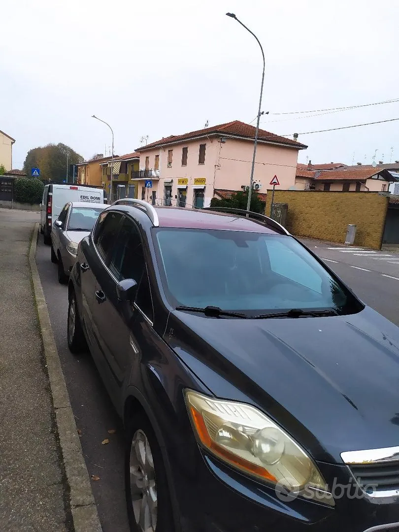 Ford Kuga 2010 photo 2