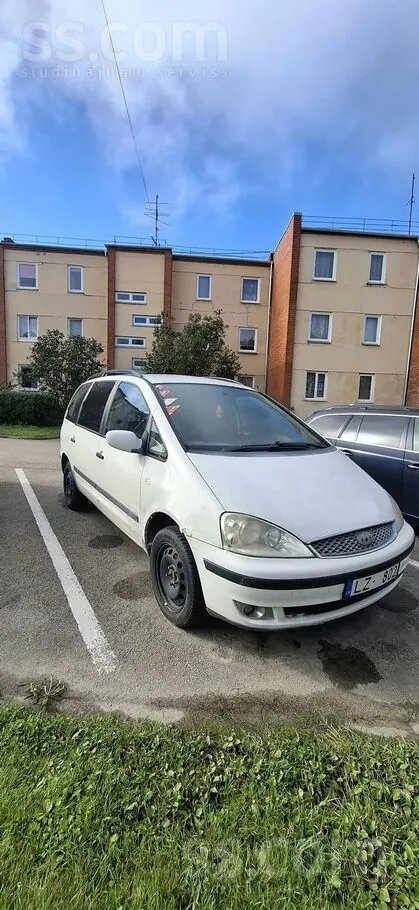 Ford Galaxy 2005 photo 5