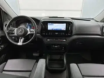 Mercedes-Benz Vito Tourer 2025 photo 3