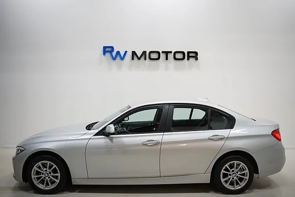 BMW 318D 2013 photo 4