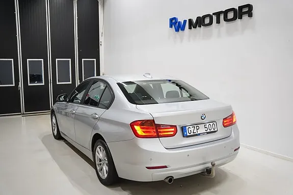 BMW 318D 2013 photo 5
