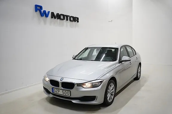 BMW 318D 2013 photo 2