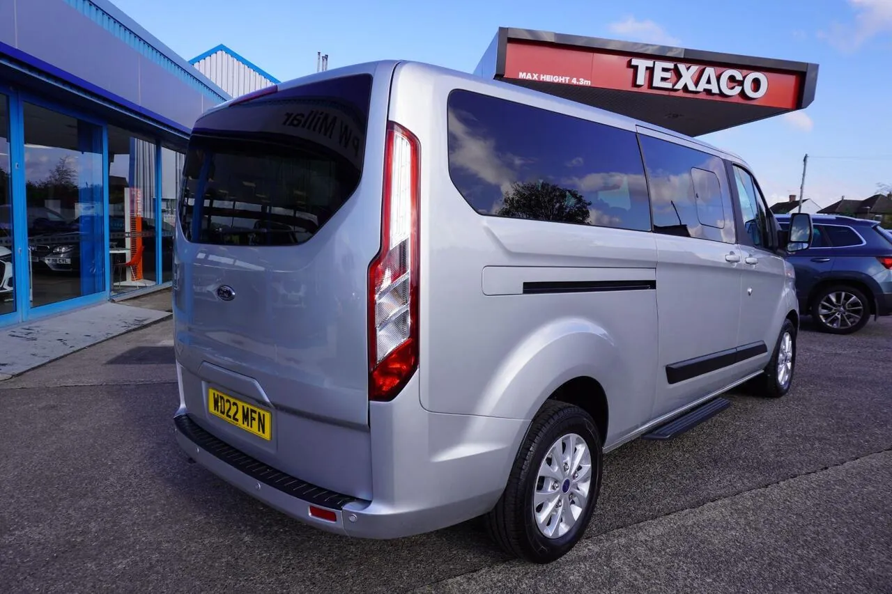 Ford Tourneo Custom 2022 photo 3