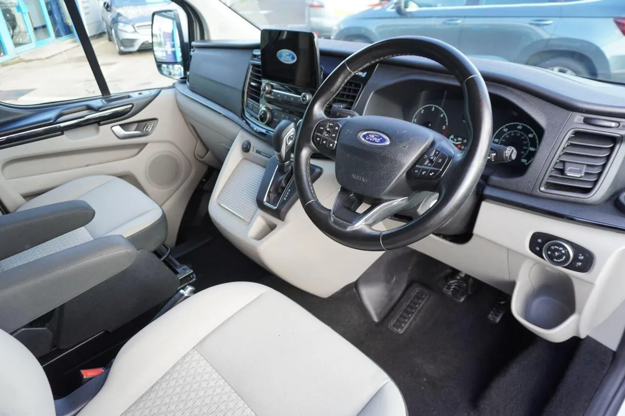 Ford Tourneo Custom 2022 photo 4