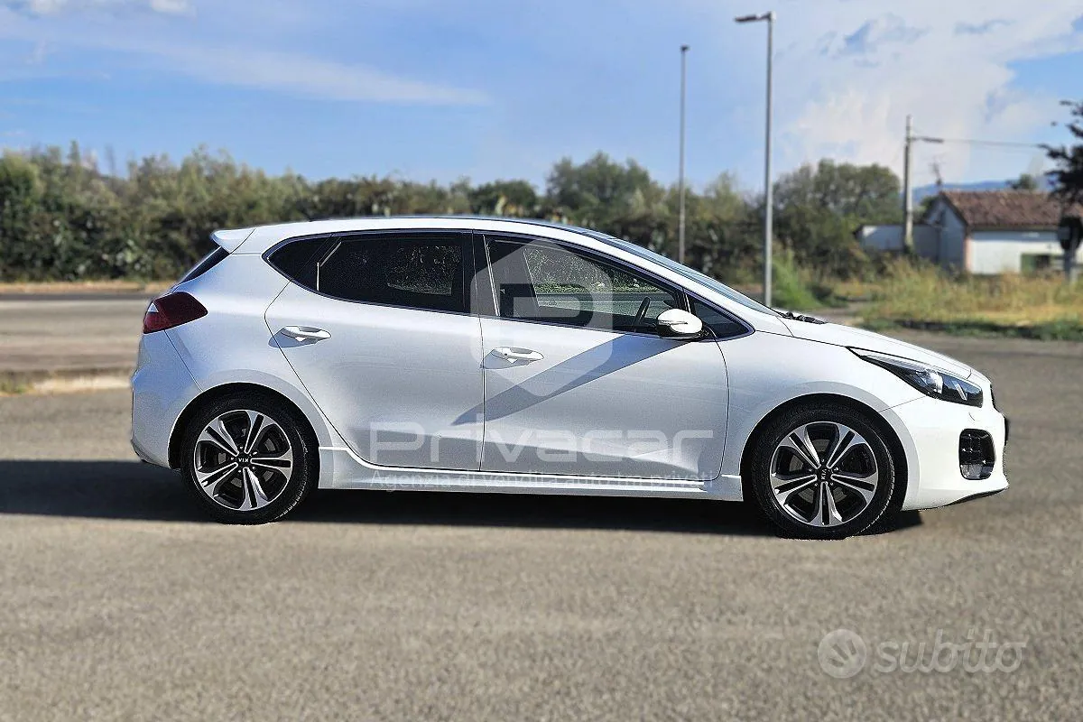 Kia Ceed 2015 photo 4