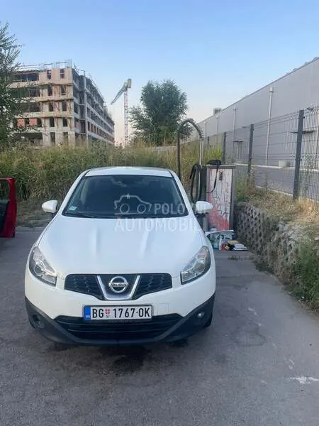 Nissan Qashqai 2011 photo 2