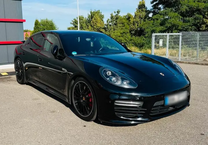 Porsche Panamera