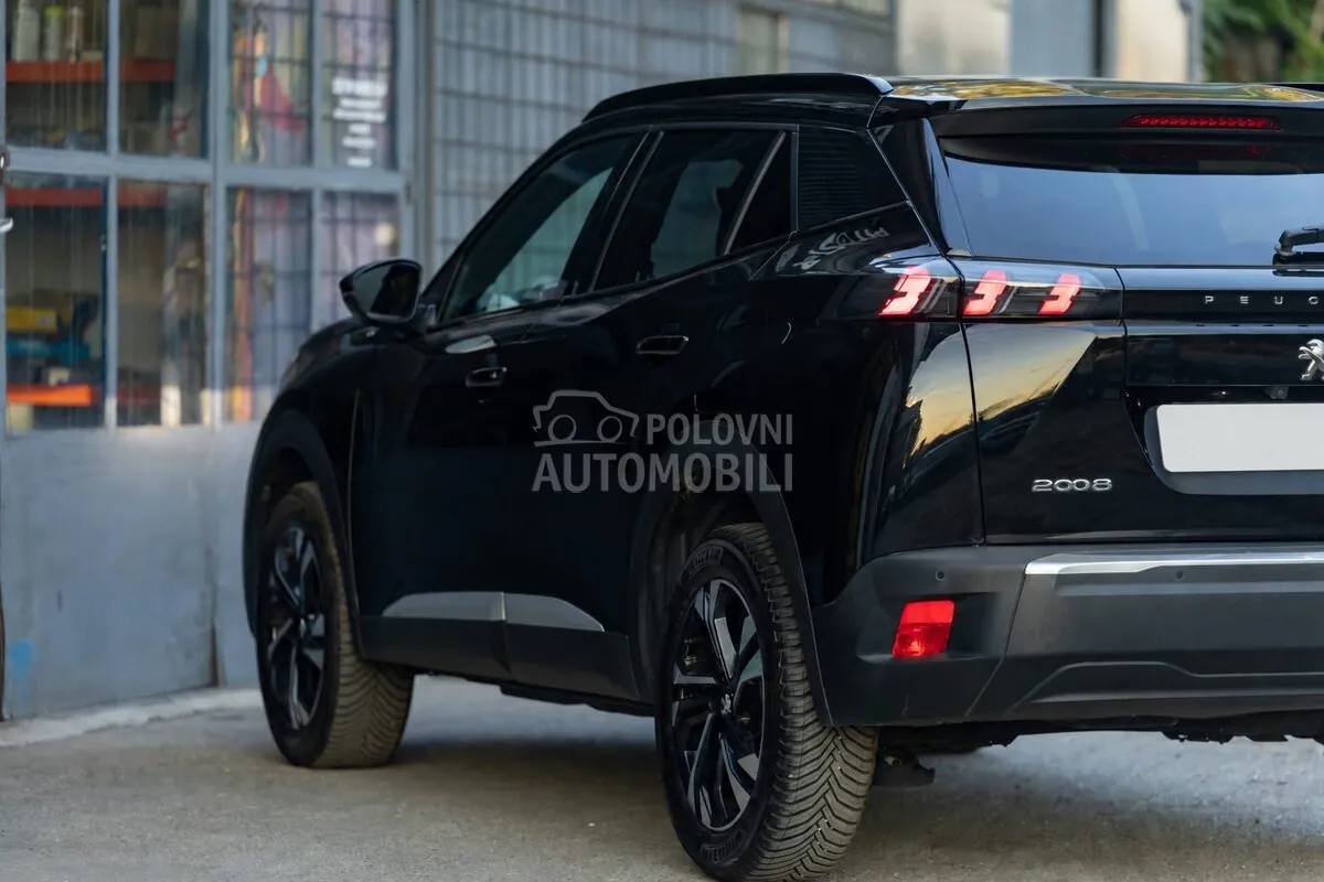 Peugeot 2008 2022 photo 5
