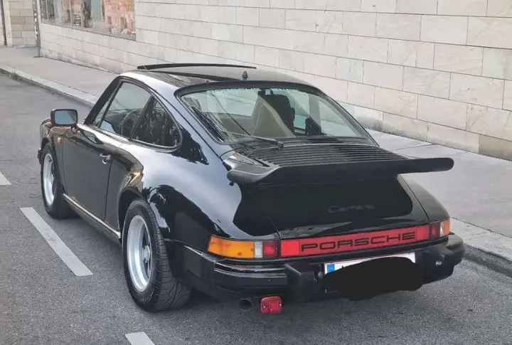 Porsche 911 1985 photo 3