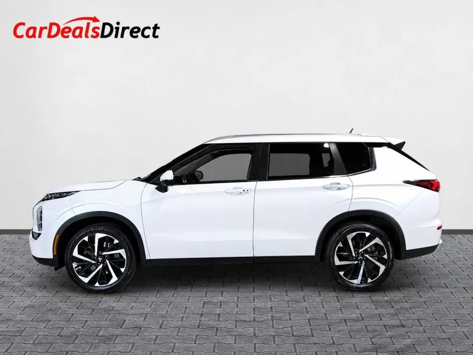 Mitsubishi Outlander 2022 photo 3
