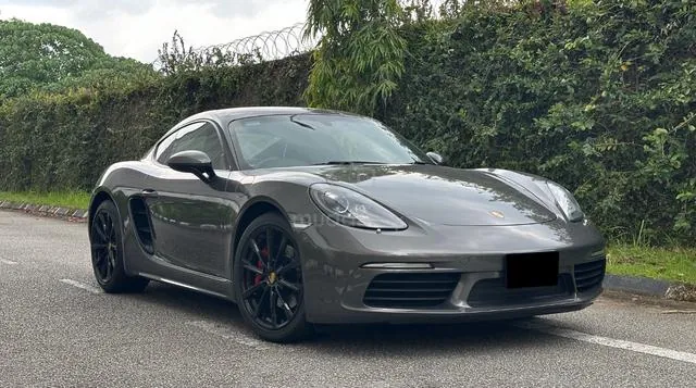 Porsche 718 Cayman